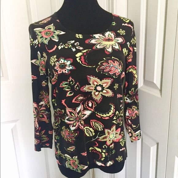 COPY - Cute shirt by Windridge Cheryl Nash - Picture 1 of 3